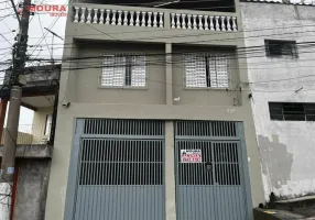 Foto 1 de Sobrado com 3 Quartos para alugar, 100m² em Jardim Patente, São Paulo