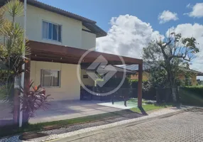 Foto 1 de Casa de Condomínio com 4 Quartos à venda, 338m² em Buraquinho, Lauro de Freitas