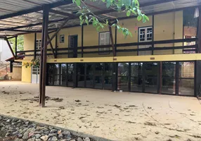 Foto 1 de Fazenda/Sítio com 4 Quartos à venda, 300m² em Violeira, Viçosa