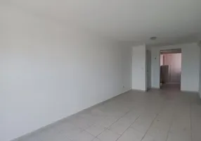 Foto 1 de Apartamento com 3 Quartos à venda, 70m² em Várzea, Recife