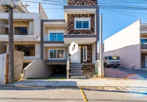 Foto 1 de Casa de Condomínio com 3 Quartos à venda, 210m² em Pinheirinho, Curitiba