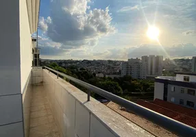 Foto 1 de Cobertura com 4 Quartos para alugar, 240m² em Castelo, Belo Horizonte