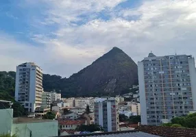 Foto 1 de Sobrado com 2 Quartos à venda, 100m² em Laranjeiras, Rio de Janeiro