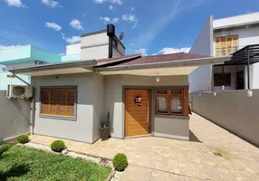 Foto 1 de Casa com 3 Quartos à venda, 95m² em Floresta, Joinville