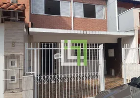 Foto 1 de Sobrado com 3 Quartos à venda, 127m² em Agapeama, Jundiaí