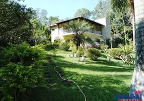 Foto 1 de Fazenda/Sítio com 3 Quartos para alugar, 530m² em Condomínio Lagoinha, Jacareí