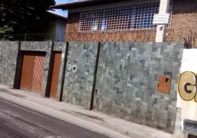 Foto 1 de Casa com 3 Quartos à venda, 368m² em Itapuã, Salvador