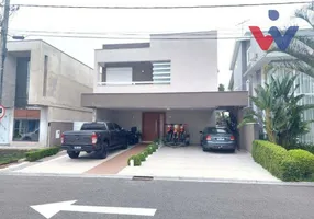 Foto 1 de Casa de Condomínio com 3 Quartos à venda, 263m² em Pinheirinho, Curitiba