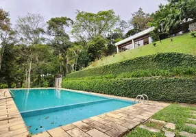 Foto 1 de Casa de Condomínio com 5 Quartos à venda, 150m² em Três Córregos, Teresópolis