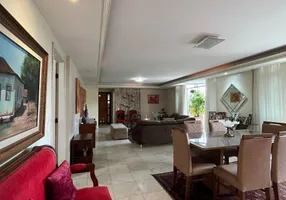 Foto 1 de Apartamento com 4 Quartos à venda, 239m² em Setor Oeste, Goiânia