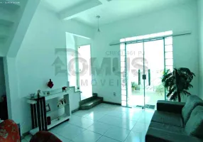 Foto 1 de Casa com 5 Quartos à venda, 200m² em Santos Dumont, Aracaju