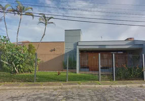 Foto 1 de Casa com 3 Quartos para alugar, 380m² em Jardim Siesta, Jacareí