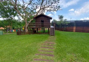 Foto 1 de Casa de Condomínio com 4 Quartos para alugar, 240m² em Condomínio Paradiso Ecológico, Uberlândia