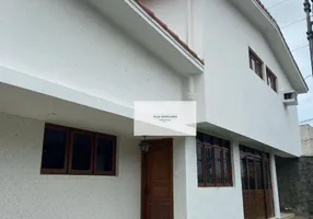 Foto 1 de Casa com 4 Quartos para venda ou aluguel, 400m² em Bongi, Recife