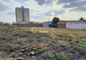 Foto 1 de Lote/Terreno à venda, 354m² em Santa Mônica, Uberlândia