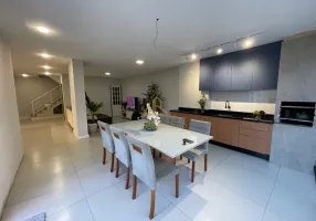 Foto 1 de Apartamento com 4 Quartos à venda, 299m² em Morada da Colina, Volta Redonda