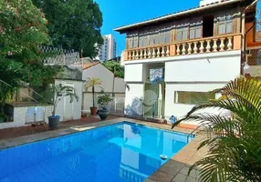 Foto 1 de Casa com 4 Quartos à venda, 385m² em Grajaú, Rio de Janeiro