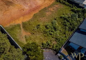 Foto 1 de Lote/Terreno à venda, 894m² em América, Joinville