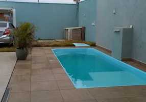 Foto 1 de Casa com 2 Quartos à venda, 70m² em Loteamento Residencial e Comercial Araguaia, Pindamonhangaba