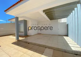 Foto 1 de Casa com 3 Quartos à venda, 242m² em Vila Dubus, Presidente Prudente