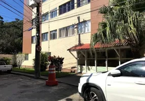 Foto 1 de Apartamento com 1 Quarto à venda, 51m² em Bingen, Petrópolis