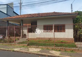 Foto 1 de Casa com 4 Quartos à venda, 338m² em São Benedito, Uberaba