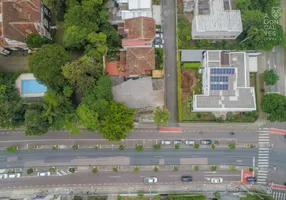 Foto 1 de Lote/Terreno à venda, 369m² em Cabral, Curitiba