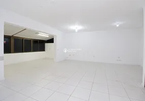 Foto 1 de Casa com 17 Quartos à venda, 650m² em Auxiliadora, Porto Alegre