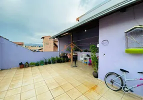 Foto 1 de Apartamento com 3 Quartos à venda, 82m² em São Pedro, Ibirite