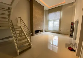 Foto 1 de Casa com 3 Quartos à venda, 190m² em Teresópolis, Porto Alegre