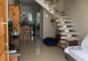 Foto 1 de Casa de Condomínio com 2 Quartos à venda, 70m² em Cavalhada, Porto Alegre