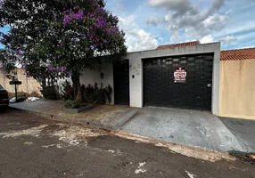 Foto 1 de Casa com 3 Quartos à venda, 125m² em Casa Familia Arapongas IV, Arapongas