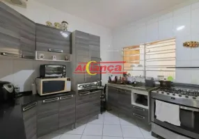 Foto 1 de Sobrado com 4 Quartos à venda, 150m² em Jardim Santa Clara, Guarulhos