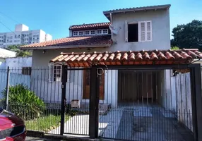 Foto 1 de Casa com 3 Quartos à venda, 230m² em Camaquã, Porto Alegre