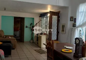 Foto 1 de Casa com 2 Quartos à venda, 200m² em Vila Pires, Santo André