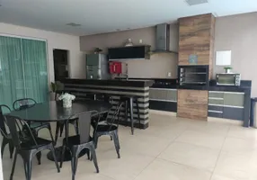 Foto 1 de Sobrado com 3 Quartos à venda, 292m² em Residencial Parque Mendanha, Goiânia