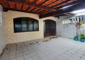 Foto 1 de Casa com 2 Quartos à venda, 260m² em Vilamar, Praia Grande