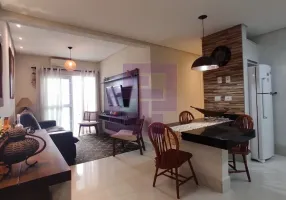 Foto 1 de Apartamento com 3 Quartos à venda, 95m² em Jardim Las Palmas, Guarujá