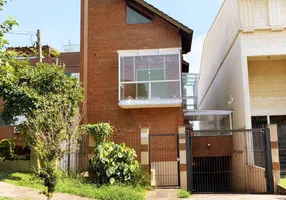 Foto 1 de Casa de Condomínio com 2 Quartos à venda, 170m² em Vila Jardim, Porto Alegre