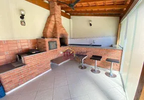 Foto 1 de Casa com 3 Quartos para venda ou aluguel, 280m² em Vila São José, Taubaté