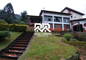 Foto 1 de Casa com 8 Quartos à venda, 457m² em Cascata dos Amores, Teresópolis