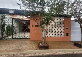 Foto 1 de Casa com 2 Quartos à venda, 139m² em Parque Igacaba, Araraquara
