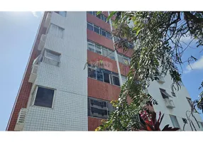 Foto 1 de Apartamento com 2 Quartos à venda, 83m² em Madalena, Recife