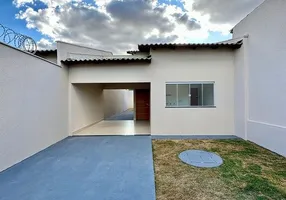 Foto 1 de Casa com 3 Quartos à venda, 75m² em Conceição, Feira de Santana