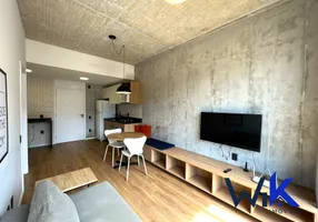 Foto 1 de Apartamento com 1 Quarto à venda, 39m² em Carvoeira, Florianópolis