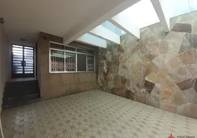 Foto 1 de Casa com 3 Quartos para alugar, 250m² em Vila Ema, São Paulo