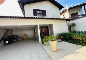 Foto 1 de Casa com 3 Quartos à venda, 340m² em Jardim Campo Grande, São Paulo