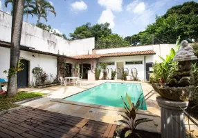 Foto 1 de Casa com 4 Quartos à venda, 360m² em Pacaembu, São Paulo