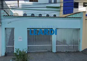 Foto 1 de Sobrado com 4 Quartos à venda, 228m² em Vila Bastos, Santo André