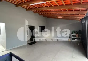 Foto 1 de Casa com 2 Quartos à venda, 130m² em Jardim Brasília, Uberlândia